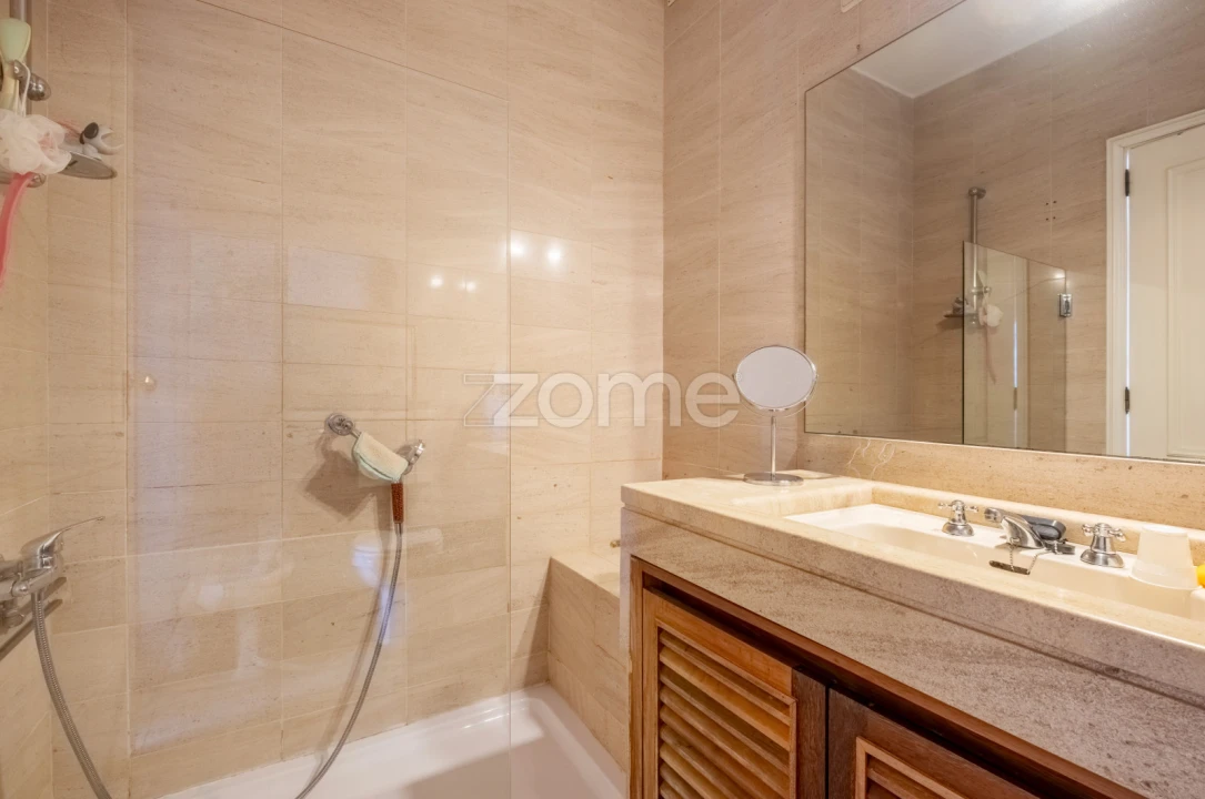 Apartamento T5 para Venda em Aldoar, Foz do Douro e Nevogilde Foto 38