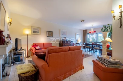 Apartamento T5 para Venda em Aldoar, Foz do Douro e Nevogilde
