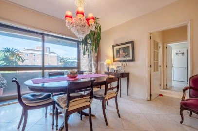 Apartamento T5 para Venda em Aldoar, Foz do Douro e Nevogilde