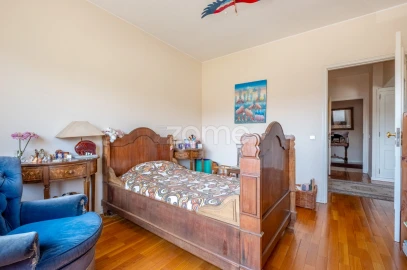 Apartamento T5 para Venda em Aldoar, Foz do Douro e Nevogilde