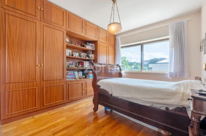 Apartamento T5 para Venda em Aldoar, Foz do Douro e Nevogilde