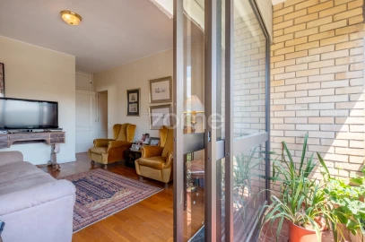 Apartamento T5 para Venda em Aldoar, Foz do Douro e Nevogilde