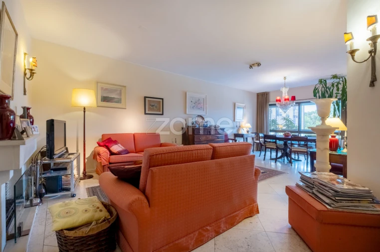 Apartamento T5 para Venda em Aldoar, Foz do Douro e Nevogilde Foto 17