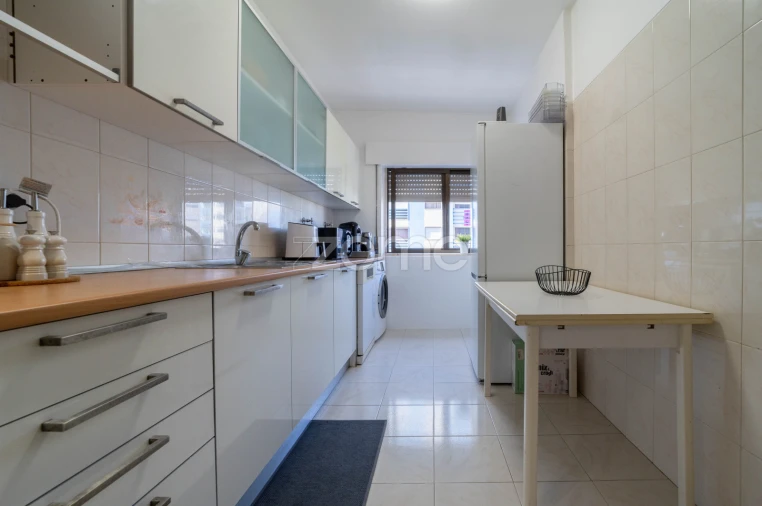 Apartamento T1 para Venda em Cacém e São Marcos Foto 6