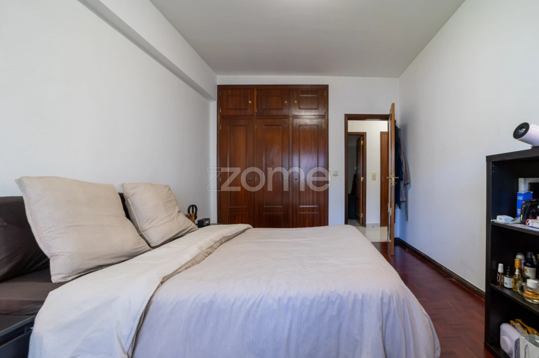 Apartamento T1 para Venda em Cacém e São Marcos Foto 11