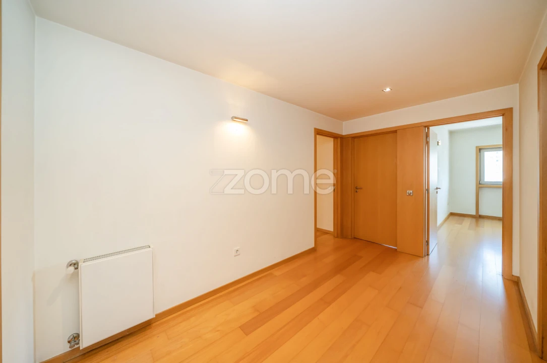 Apartamento T4 para Venda em São Vitor (Braga) Foto 15