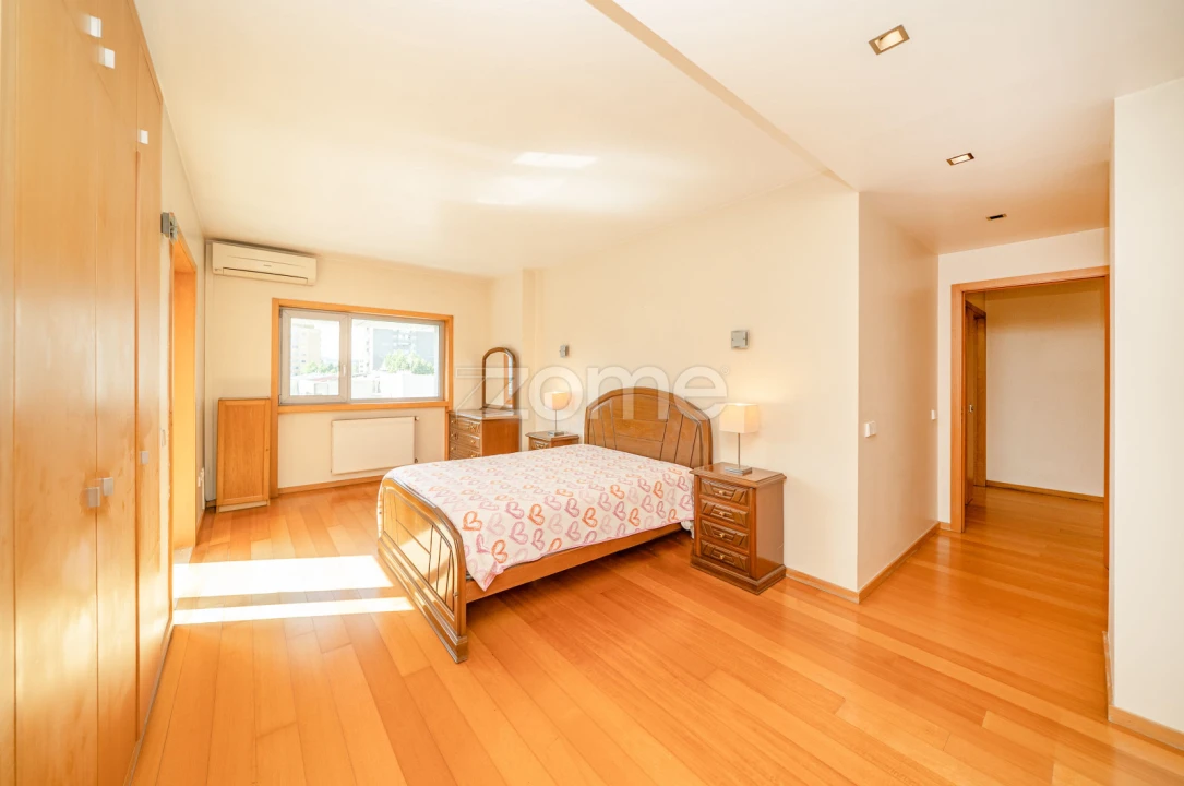 Apartamento T4 para Venda em São Vitor (Braga) Foto 18