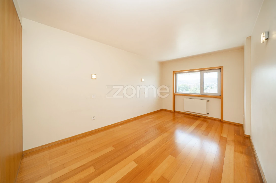 Apartamento T4 para Venda em São Vitor (Braga) Foto 26
