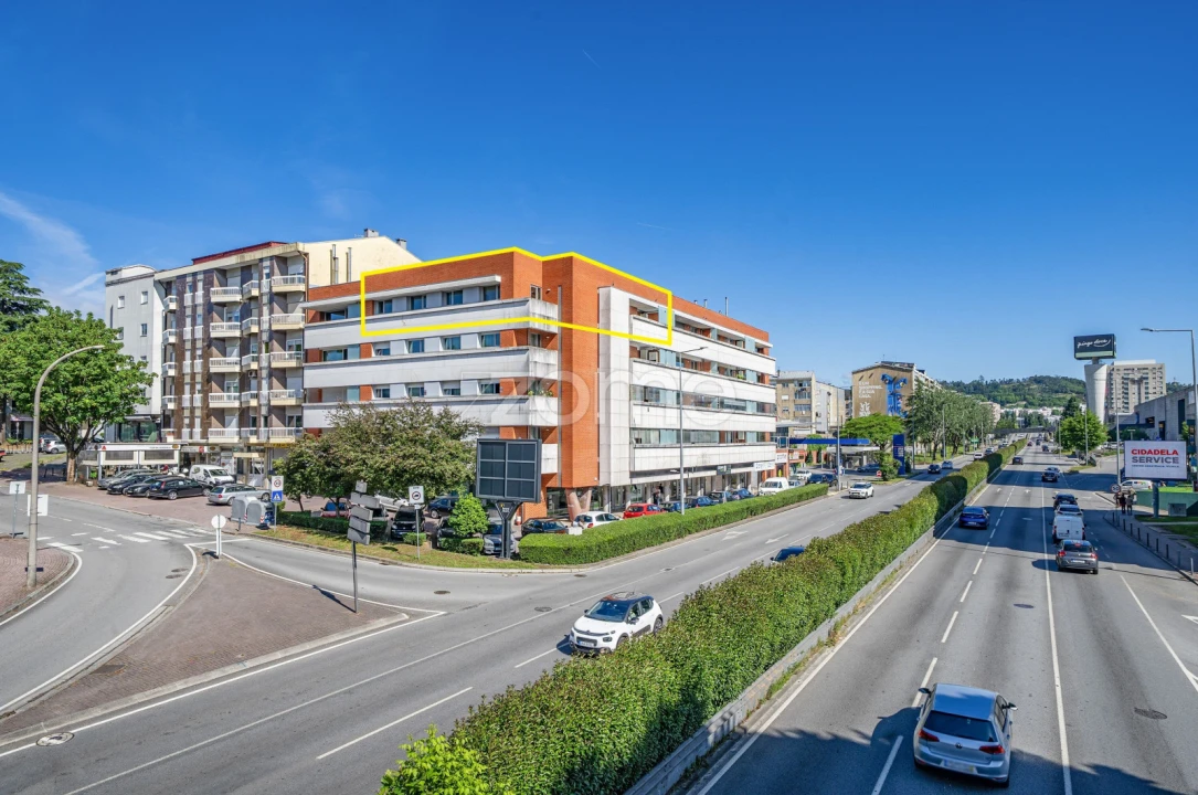 Apartamento T4 para Venda em São Vitor (Braga) Foto 1