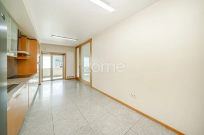 Apartamento T4 para Venda em São Vitor (Braga)