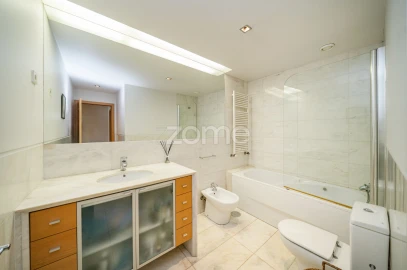 Apartamento T4 para Venda em São Vitor (Braga)