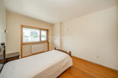 Apartamento T4 para Venda em São Vitor (Braga)