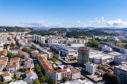 Apartamento T4 para Venda em São Vitor (Braga)