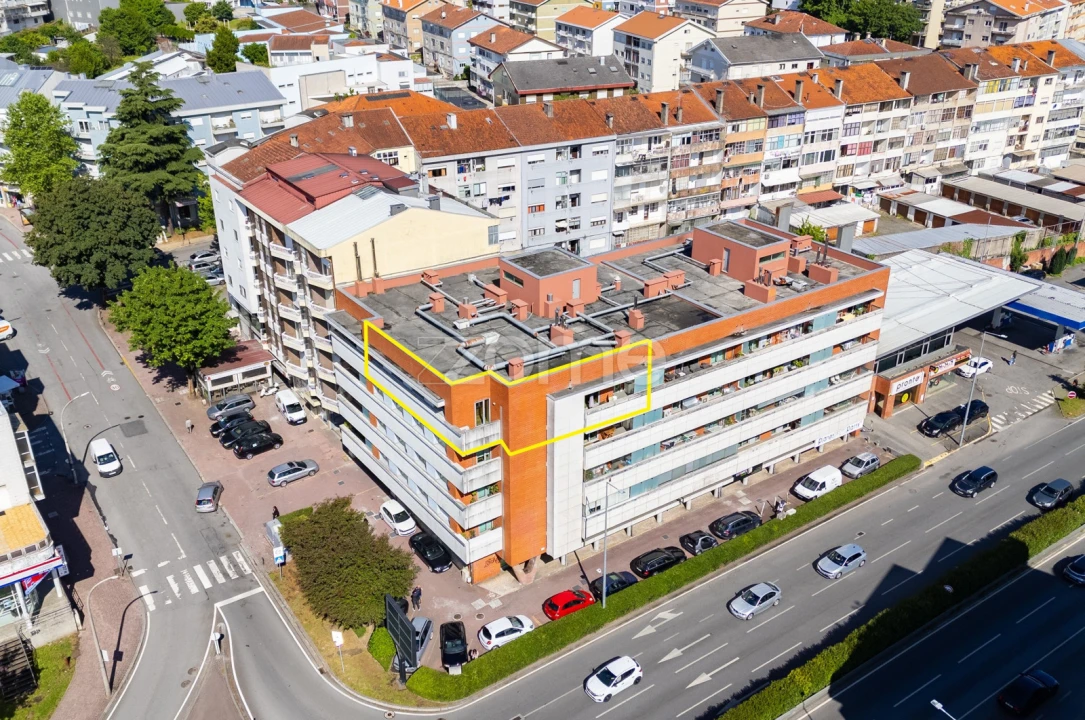 Apartamento T4 para Venda em São Vitor (Braga) Foto 48