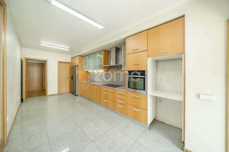 Apartamento T4 para Venda em São Vitor (Braga) Foto 12