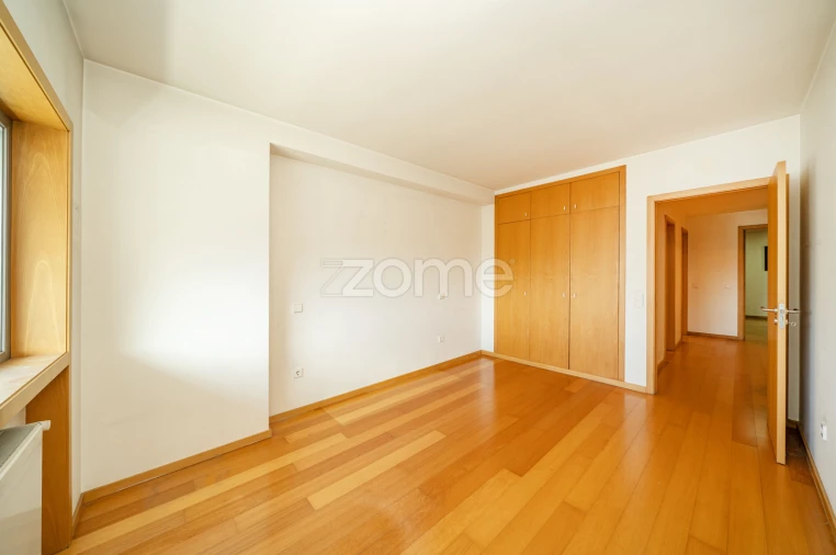 Apartamento T4 para Venda em São Vitor (Braga) Foto 36