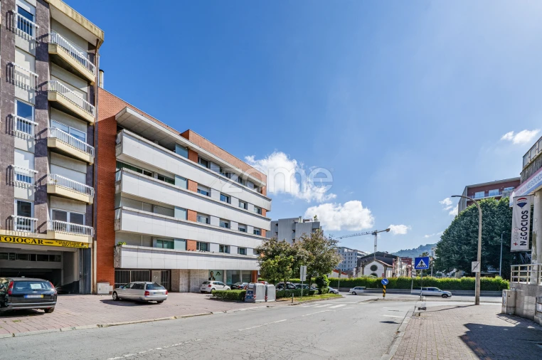 Apartamento T4 para Venda em São Vitor (Braga) Foto 3