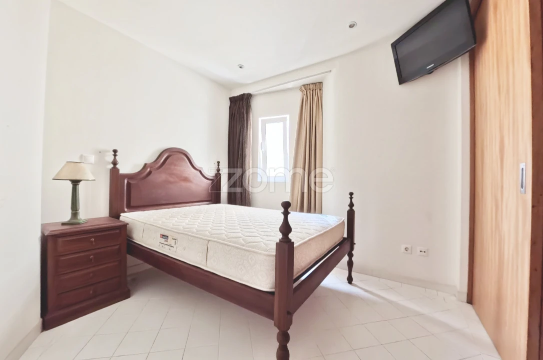 Apartamento T3 para Venda em Quarteira Foto 17