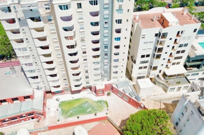 Apartamento T3 para Venda em Quarteira
