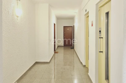 Apartamento T3 para Venda em Quarteira
