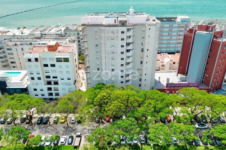 Apartamento T3 para Venda em Quarteira Foto 27