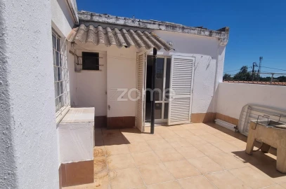 Moradia T2 para Venda em Odiaxere