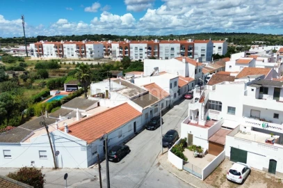 Moradia T2 para Venda em Odiaxere