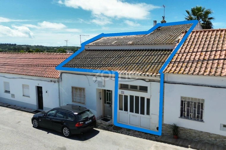 Moradia T2 para Venda em Odiaxere Foto 15