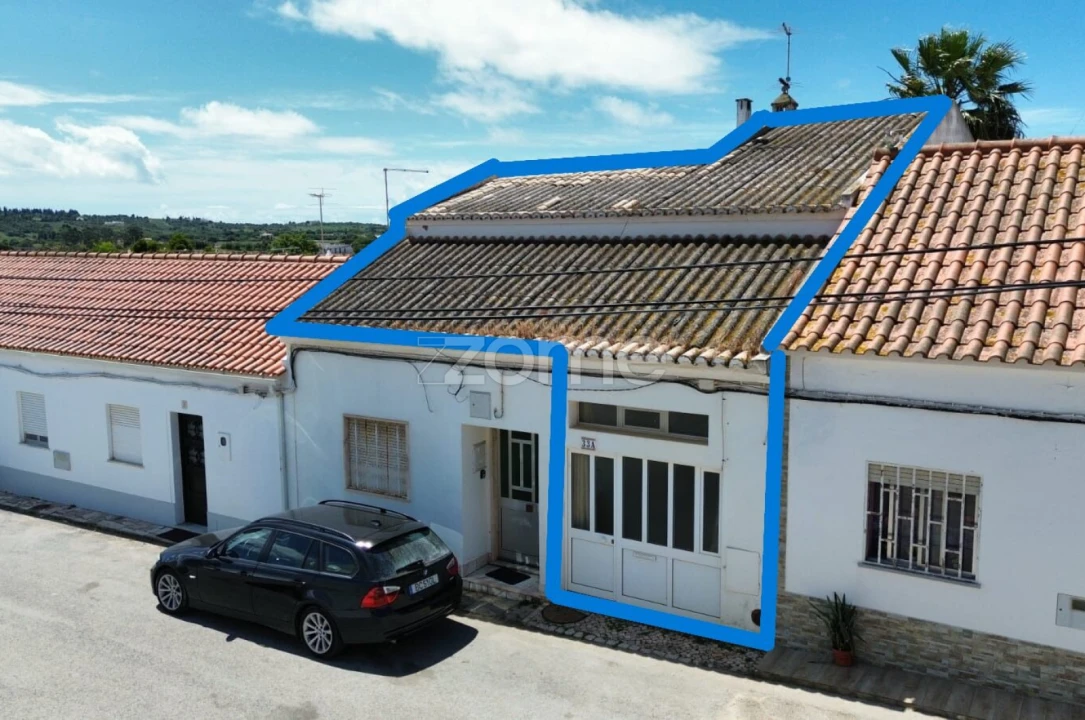 Moradia T2 para Venda em Odiaxere Foto 15