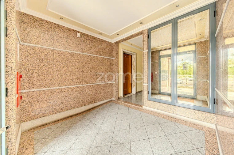 Apartamento T1 para Venda em Santo António dos Cavaleiros e Frielas Foto 19