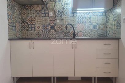 Apartamento T1 para Venda em Massamá e Monte Abraão