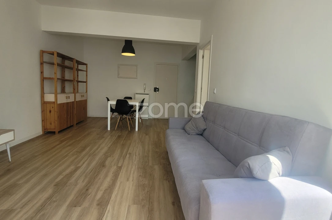 Apartamento T1 para Venda em Massamá e Monte Abraão Foto 12