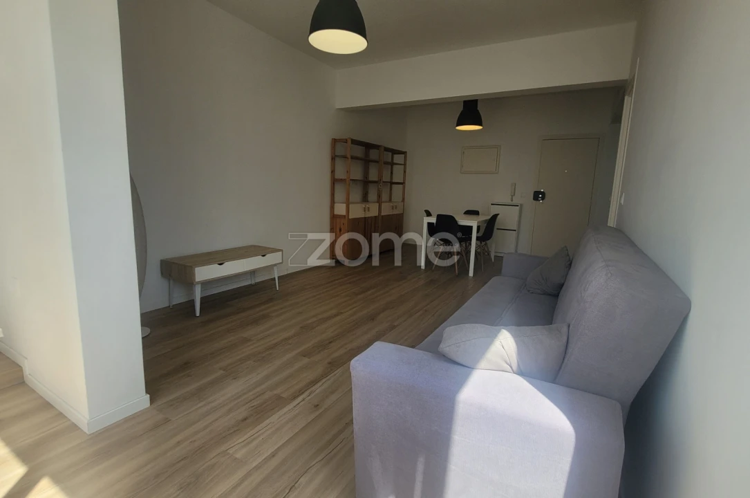 Apartamento T1 para Venda em Massamá e Monte Abraão Foto 8