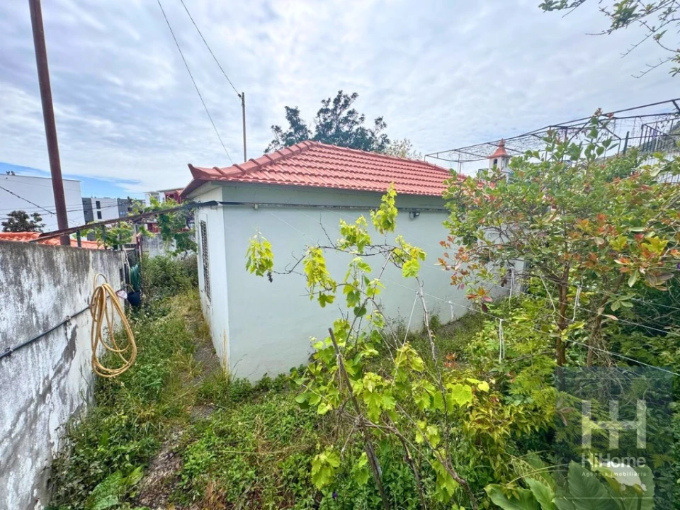 Moradia T1 para Venda em São Martinho Foto 30