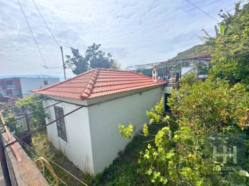 Moradia T1 para Venda em São Martinho