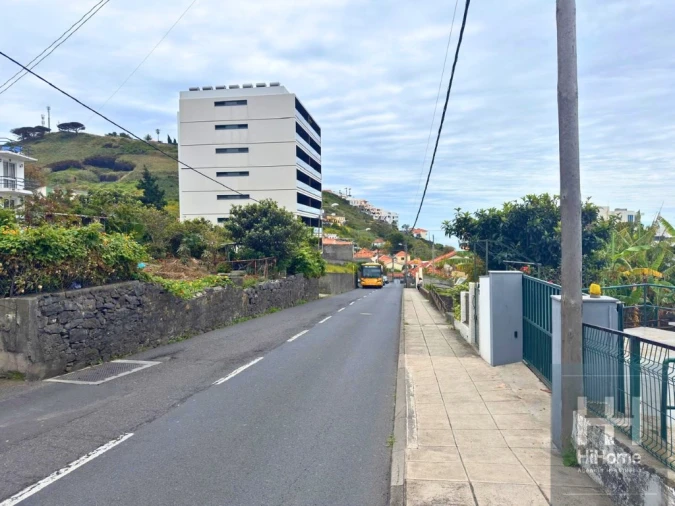Moradia T1 para Venda em São Martinho Foto 13