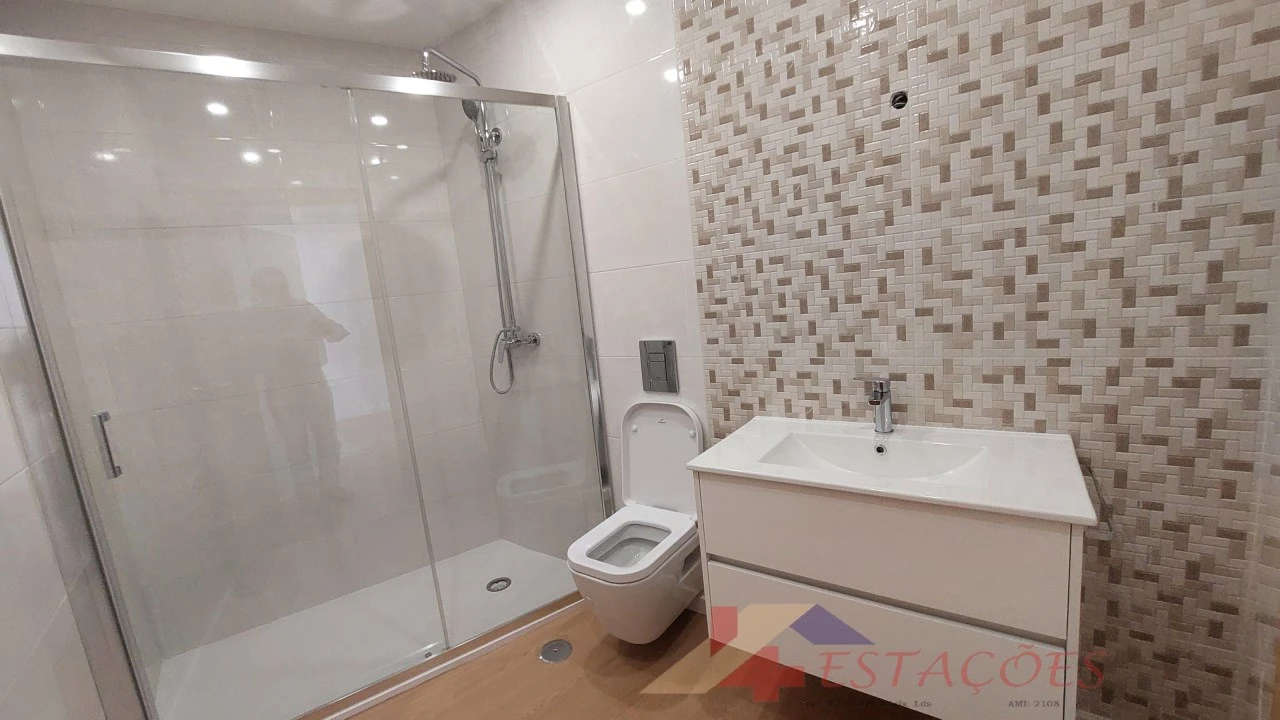 Apartamento T1 para Venda em Pombal Foto 14