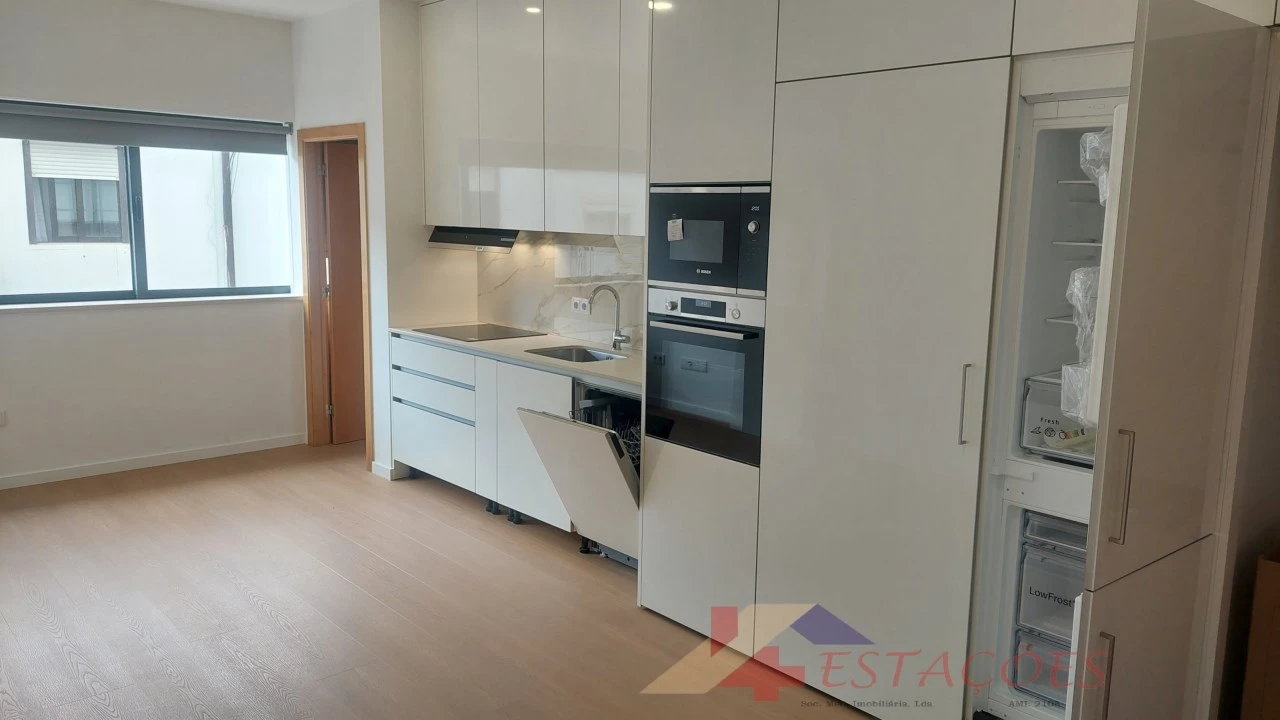 Apartamento T1 para Venda em Pombal Foto 5