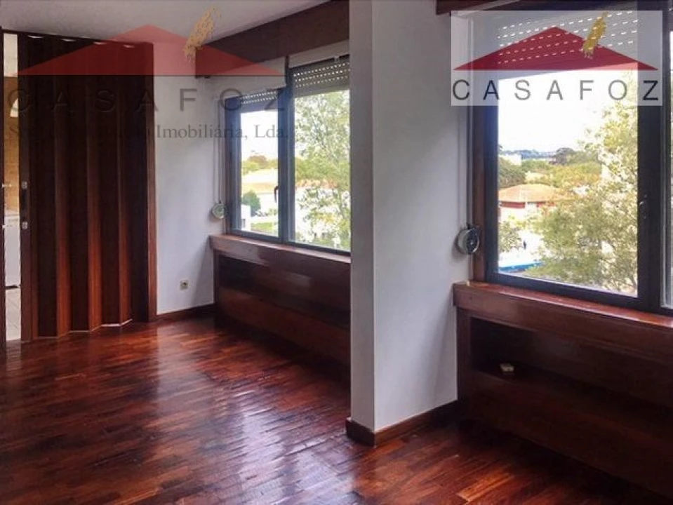 Apartamento T1 para Arrendamento em Aldoar, Foz do Douro e Nevogilde Foto 3