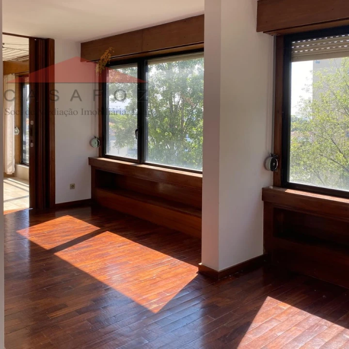 Apartamento T1 para Arrendamento em Aldoar, Foz do Douro e Nevogilde Foto 4