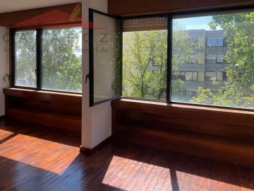 Apartamento T1 para Arrendamento em Aldoar, Foz do Douro e Nevogilde
