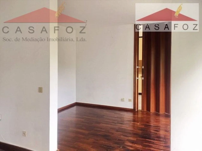 Apartamento T1 para Arrendamento em Aldoar, Foz do Douro e Nevogilde Foto 5