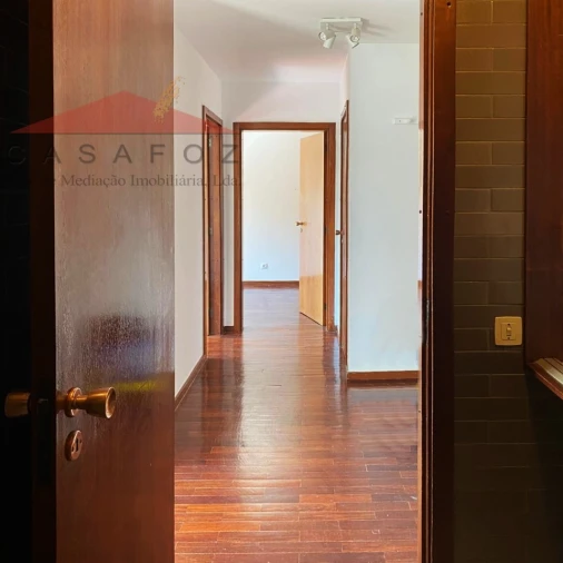 Apartamento T1 para Arrendamento em Aldoar, Foz do Douro e Nevogilde Foto 14