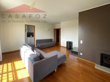 Apartamento T1 para Arrendamento em Lordelo do Ouro e Massarelos