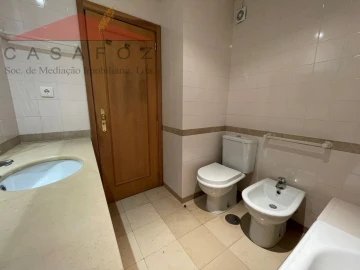 Apartamento T1 para Arrendamento em Lordelo do Ouro e Massarelos