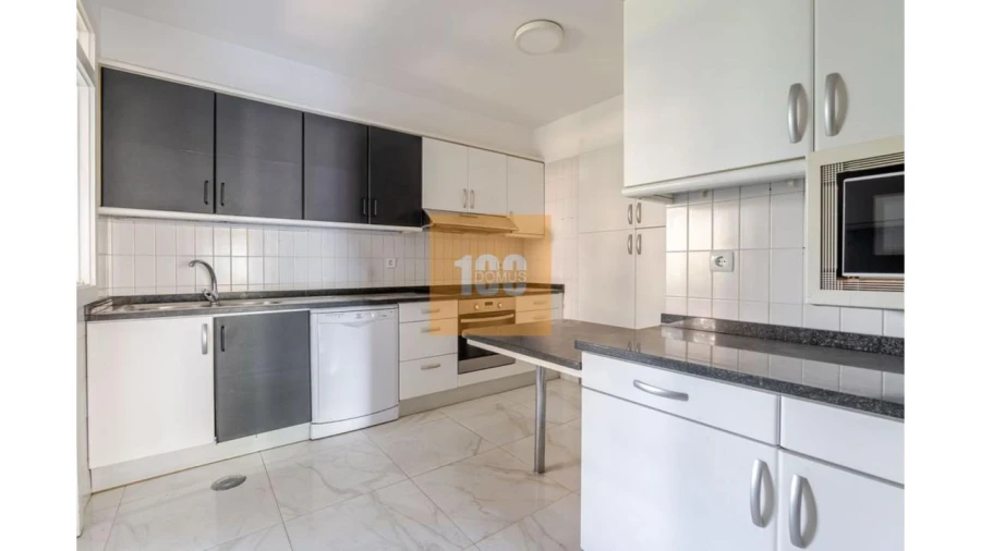 Apartamento T4 para Venda em Aldoar, Foz do Douro e Nevogilde Foto 9