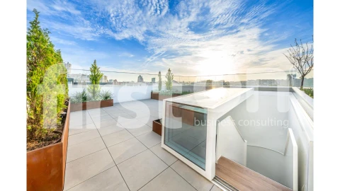 Apartamento T4 para Arrendamento em Areeiro
