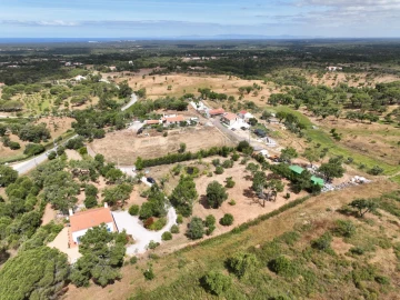 Quinta T3 para Venda em Melides