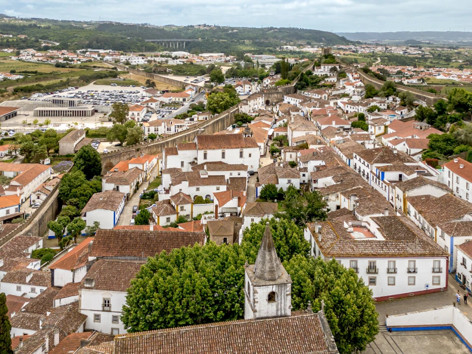 Moradia T5 para Venda em Santa Maria, São Pedro e Sobral da Lagoa Foto 60