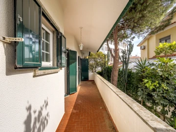 Moradia T6 para Venda em Carcavelos e Parede